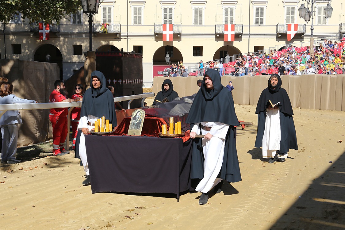 -477- CorteoStorico.jpg